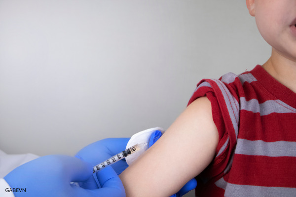 có-nên-cho-trẻ-tiêm-vaccine-covid-19